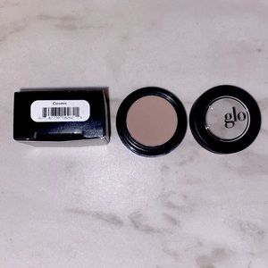 Glo skin beauty eyeshadow ‘cosmic’.